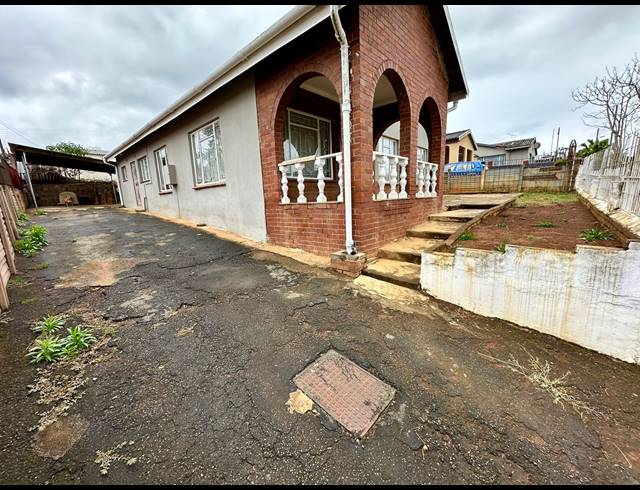 4 BEDROOM HOUSE FOR SALE IN NORTHDALE